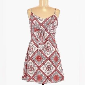 RUE 21, NWOT, MINI SUNDRESS WITH TIE AT FRONT. SIZE S